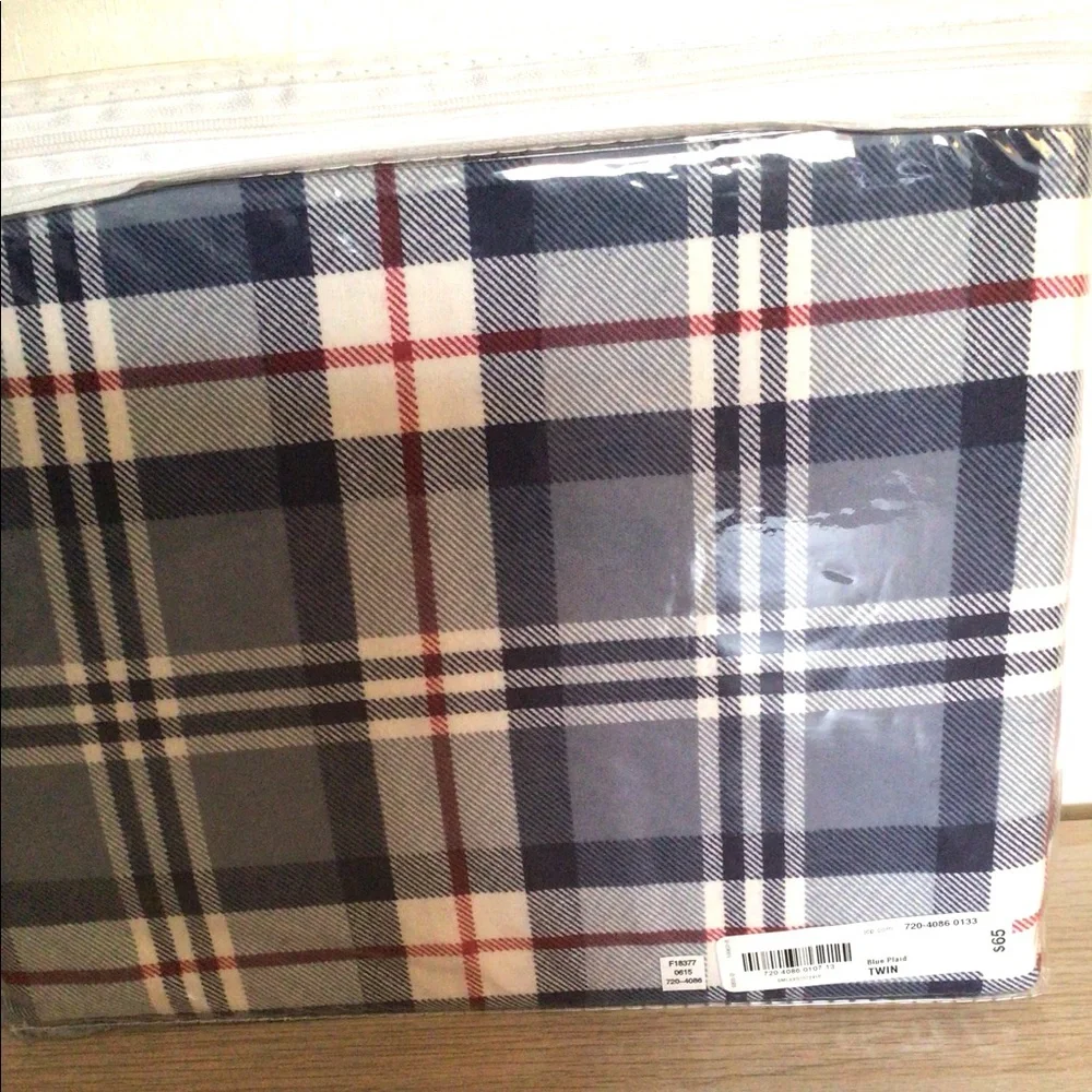 Plaid Heavyweight Flannel Twin Sheet Set